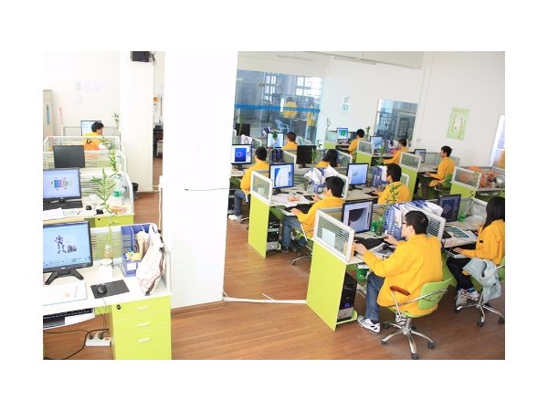 香港企業開發玩具新品，找廠家，還是找設計公司？
